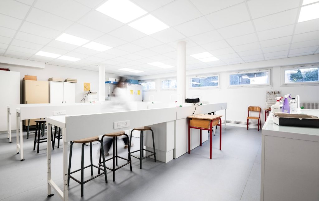 img_laboratoire_02@2x